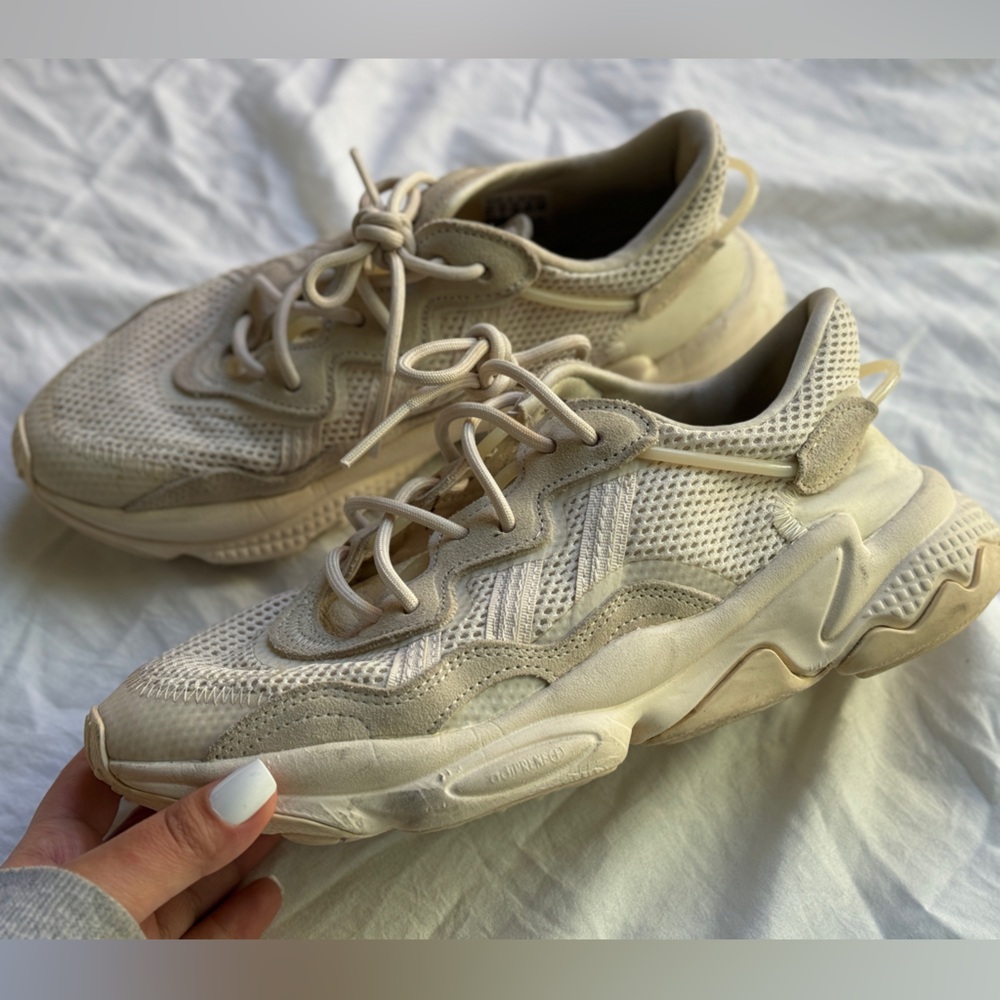 Adidas Ozweego Cream Shows women’s 6.5